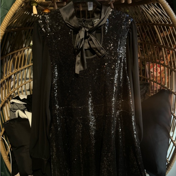 Sylvia Mollie mini dress - Picture 3 of 3